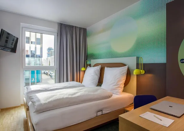 Lyvinn Frankfurt Hotel 3*