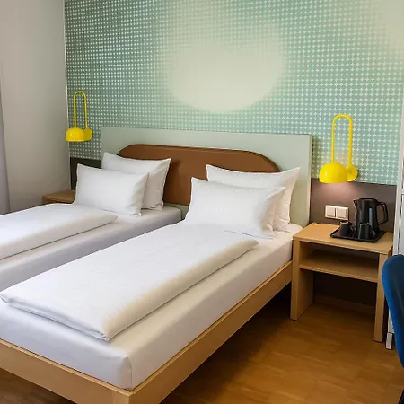 Lyvinn Frankfurt فندق