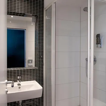 Lyvinn Frankfurt ホテル